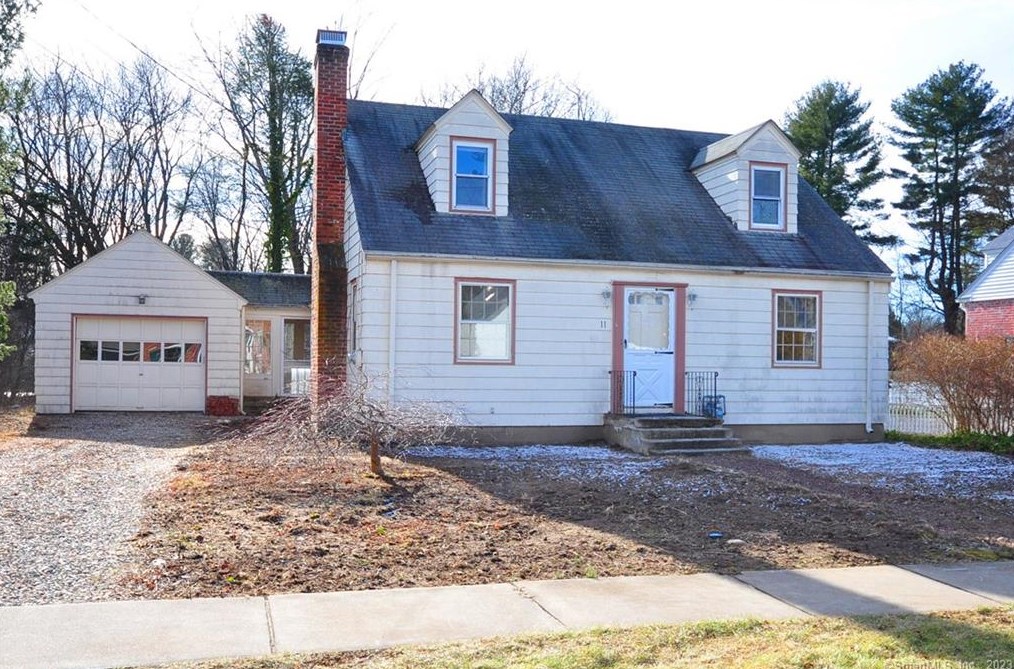 11 Laurel Ave, Windsor, CT 06095
