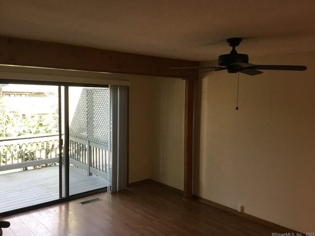 13 Woods Way #120b, Woodbury, CT 06798