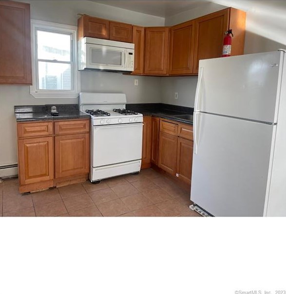 60 Bunnell St, Bridgeport, CT 06607
