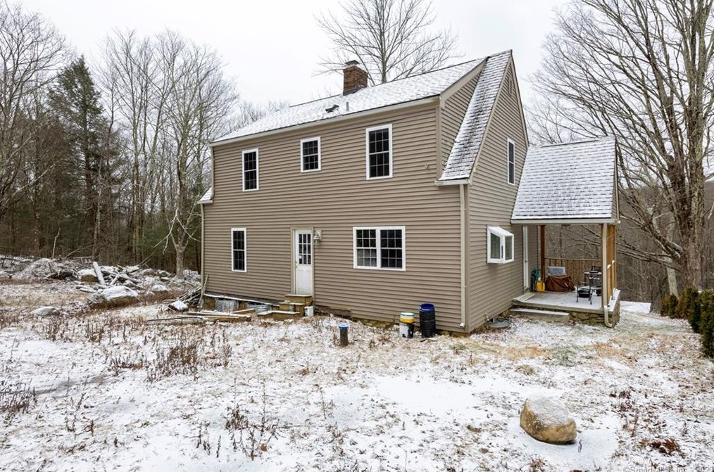 151 Newfield Rd, Winsted, CT 06098-3518