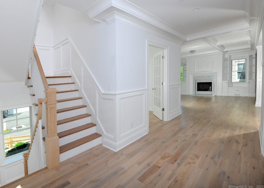 1 Home Pl #a, Greenwich, CT 06830