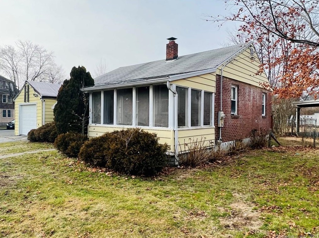 1 Nolan Rd, Ansonia, CT 06401