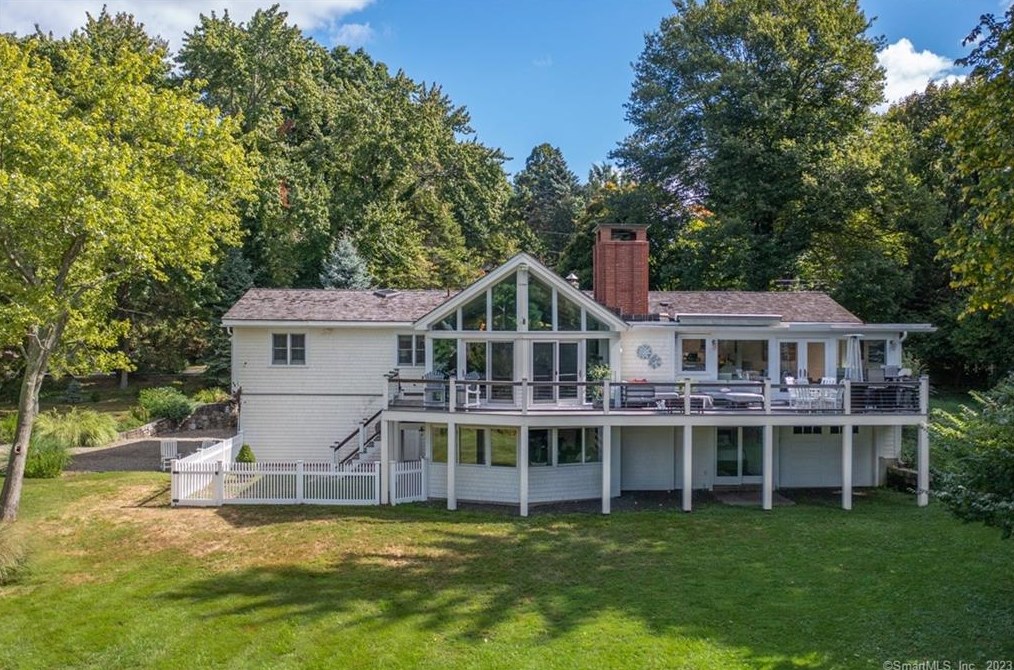4 Shagbark Rd, Norwalk, CT 06854