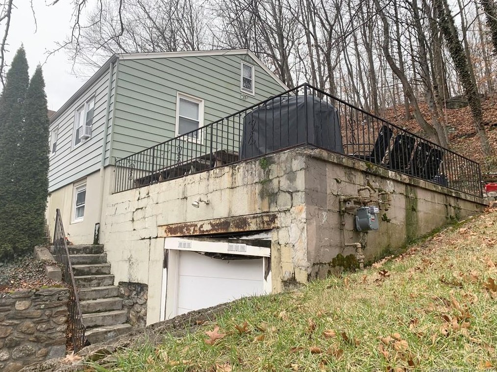 120 Emmett, Derby, CT 06418