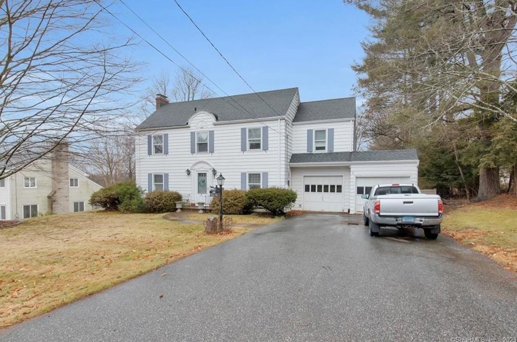 48 Steep Hollow Ln, Manchester, CT 06040