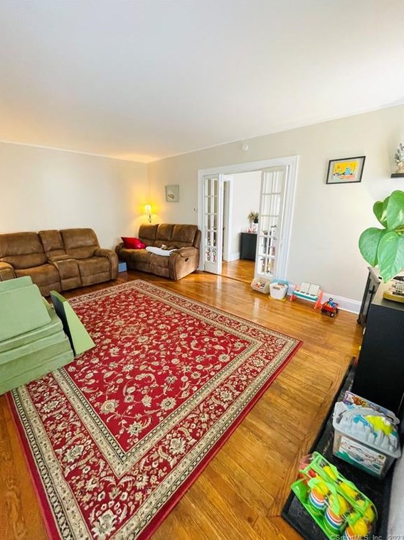 64 Quaker Ln S #1, Hartford, CT 06119