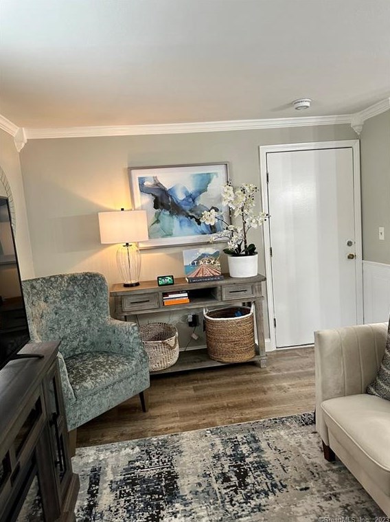 21 3rd St #2 B, Waterbury, CT 06708