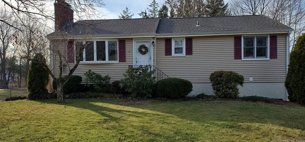 502 Lower Ln, Kensington, CT 06037