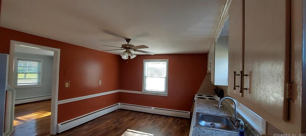 89 Benton St, Winsted CT  06098-1358 exterior