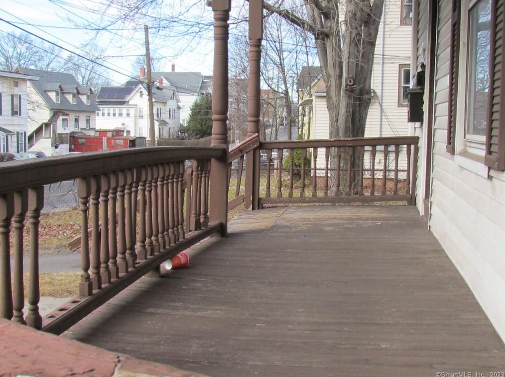 565 Stanley St, New Britain, CT 06051