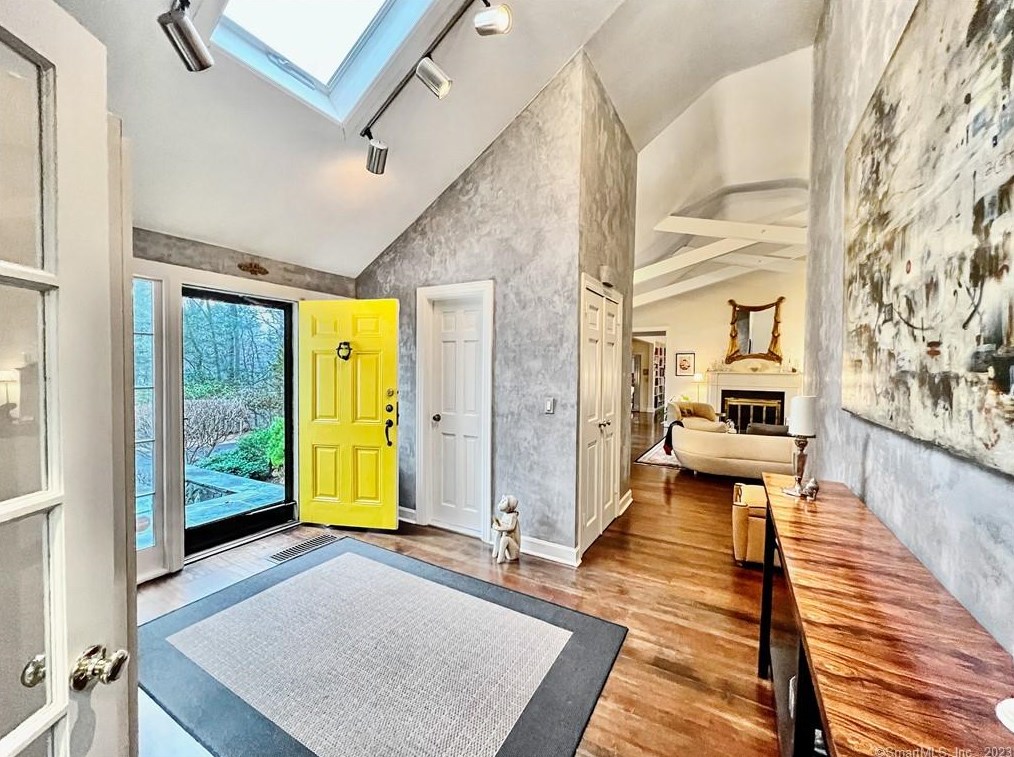 2297 Long Ridge Rd, Stamford, CT 06903