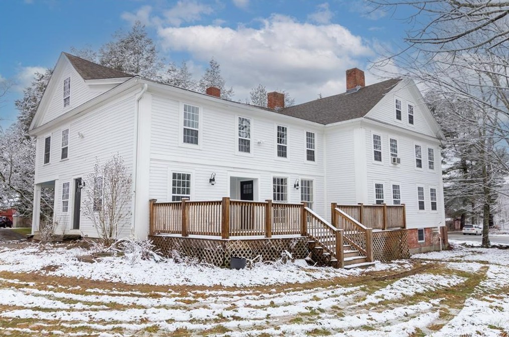 4 Perrin Rd, Woodstock, CT 06281-2714