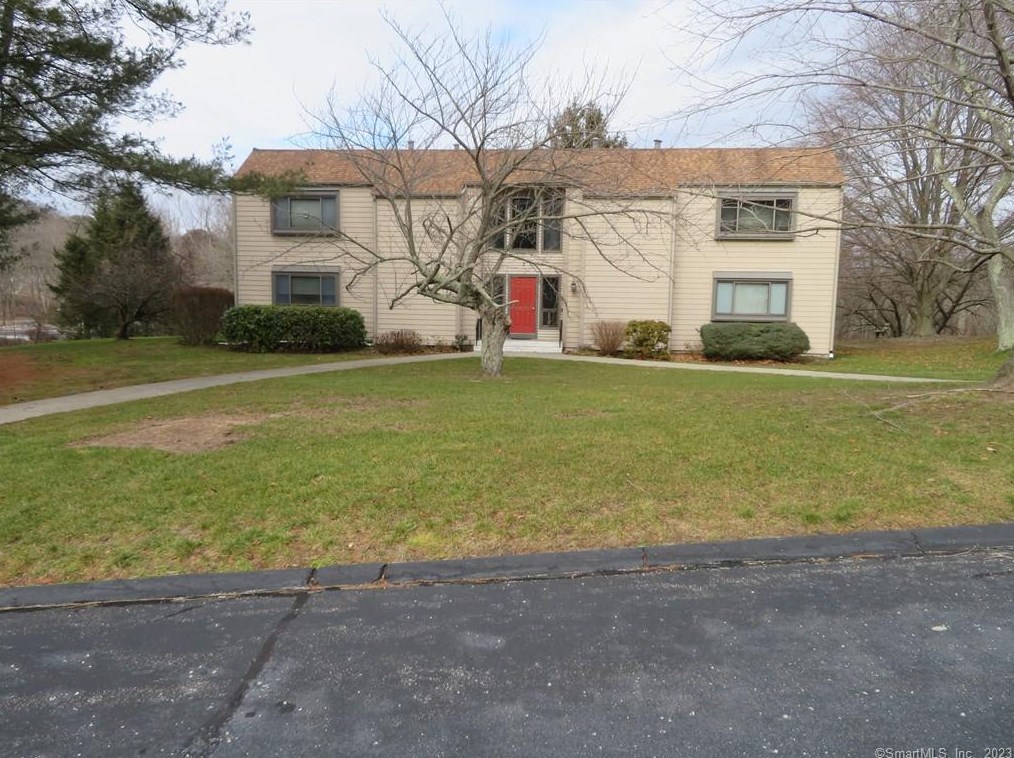 91 Riverview Rd #7d, Niantic, CT 06357