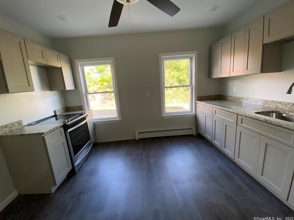 94 Westland St #1st Floor, Hartford, CT 06120