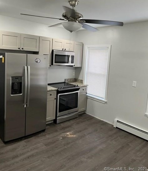 94 Westland St #2nd Floor, Hartford, CT 06120