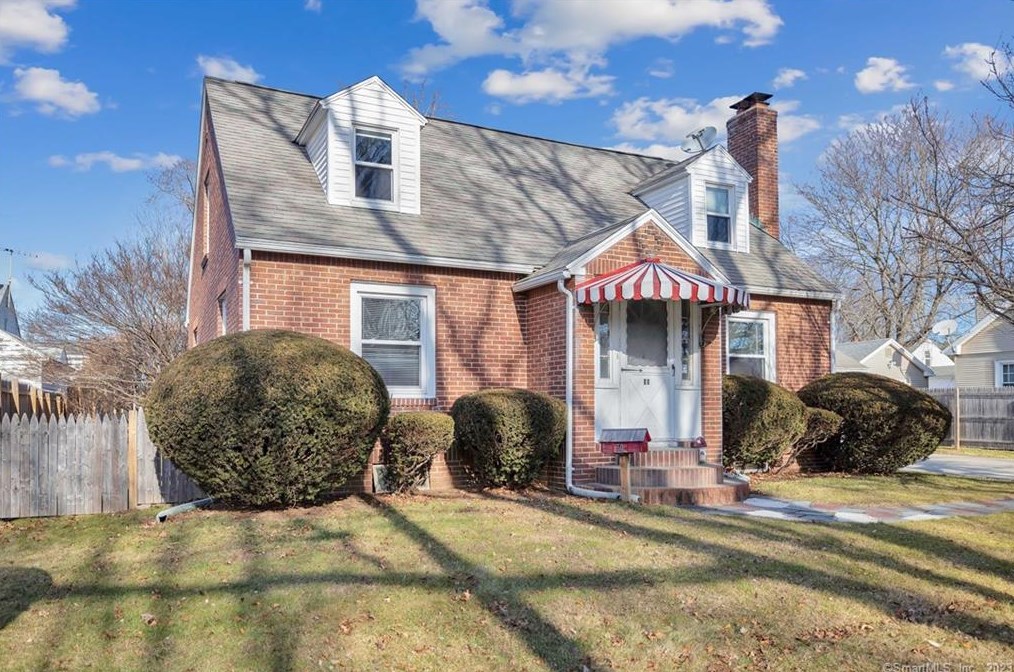 50 S Park Ter, Agawam, MA 01001