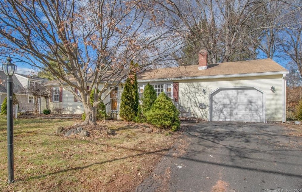 24 Old State Rd, Southington, CT 06489