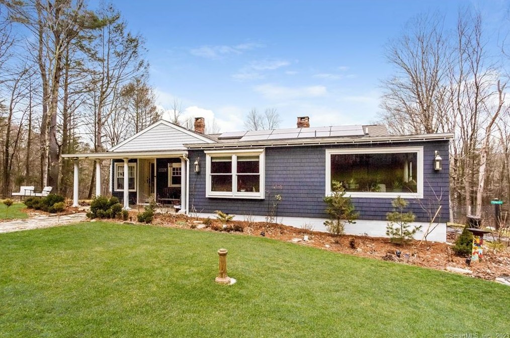 2 Northrup Rd, West Woods, CT 06069
