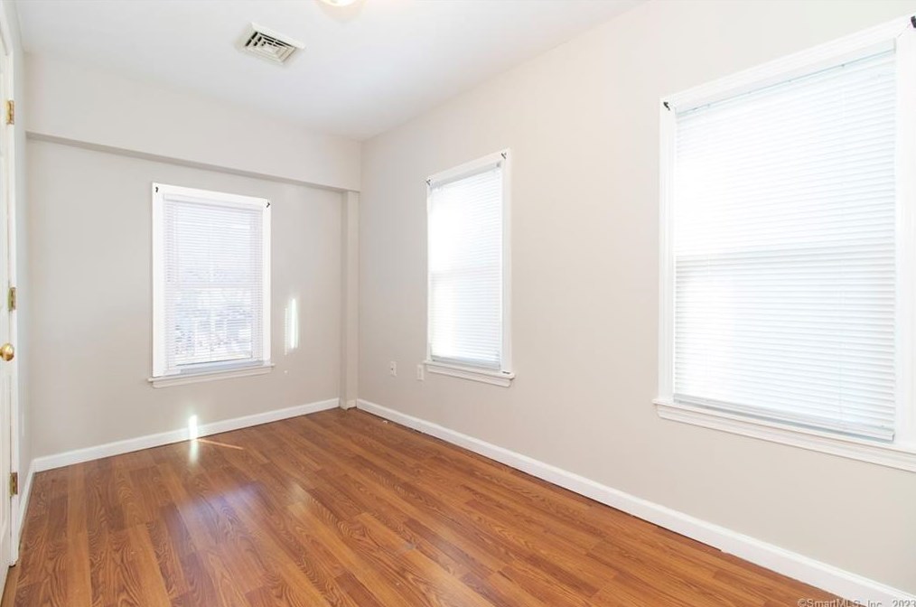 435 South St, New Britain, CT 06051