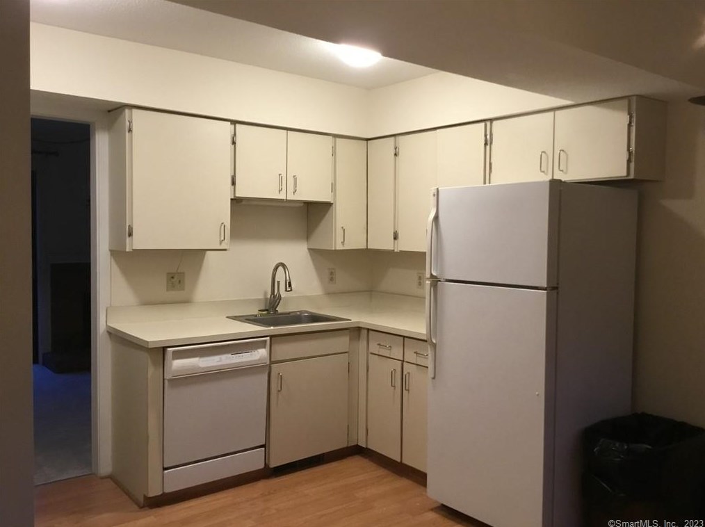 22 Upper Commons #22, Woodbury, CT 06798