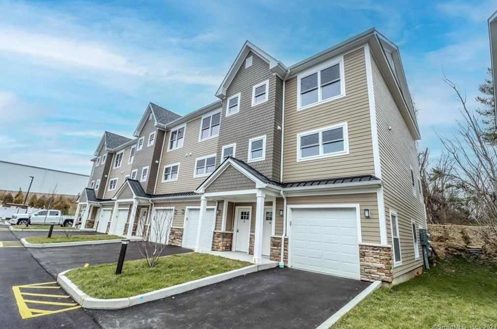 69 Lanesville Rd #8, Northville, CT 06776