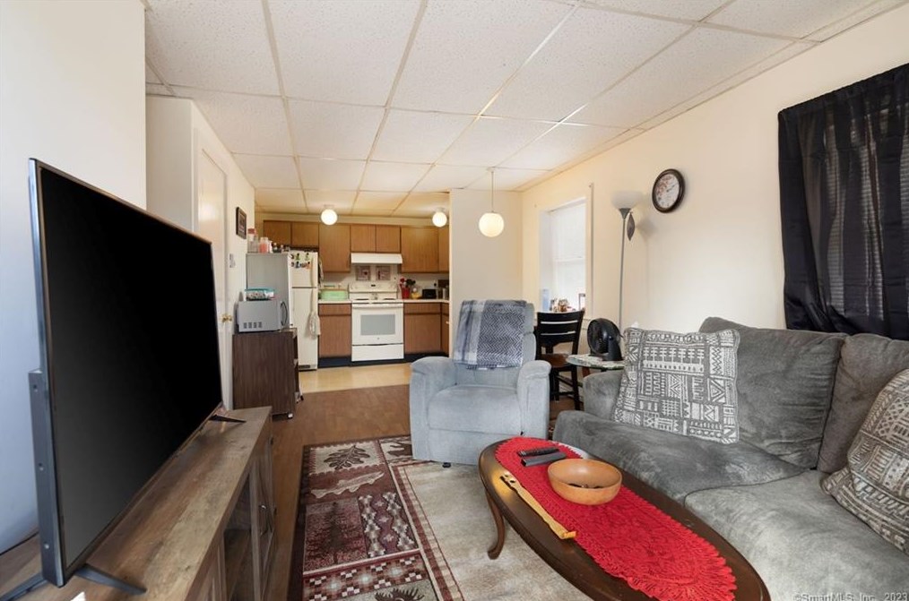 1 Sharon Station Rd, West Woods, CT 06069