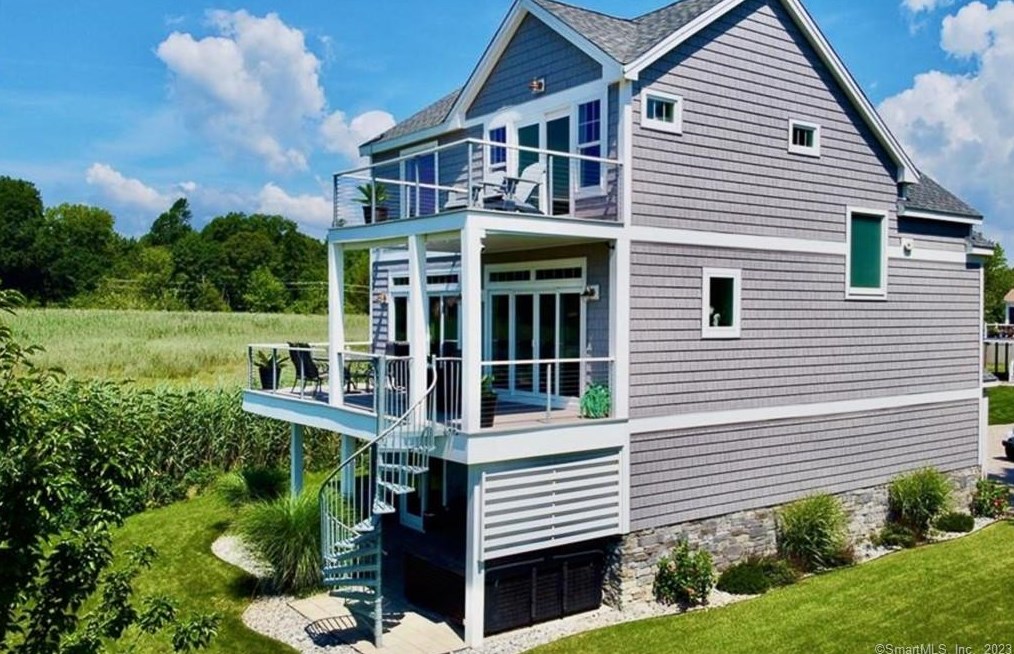 15 Beach View Ave, Fenwick CT  06475-1605 exterior