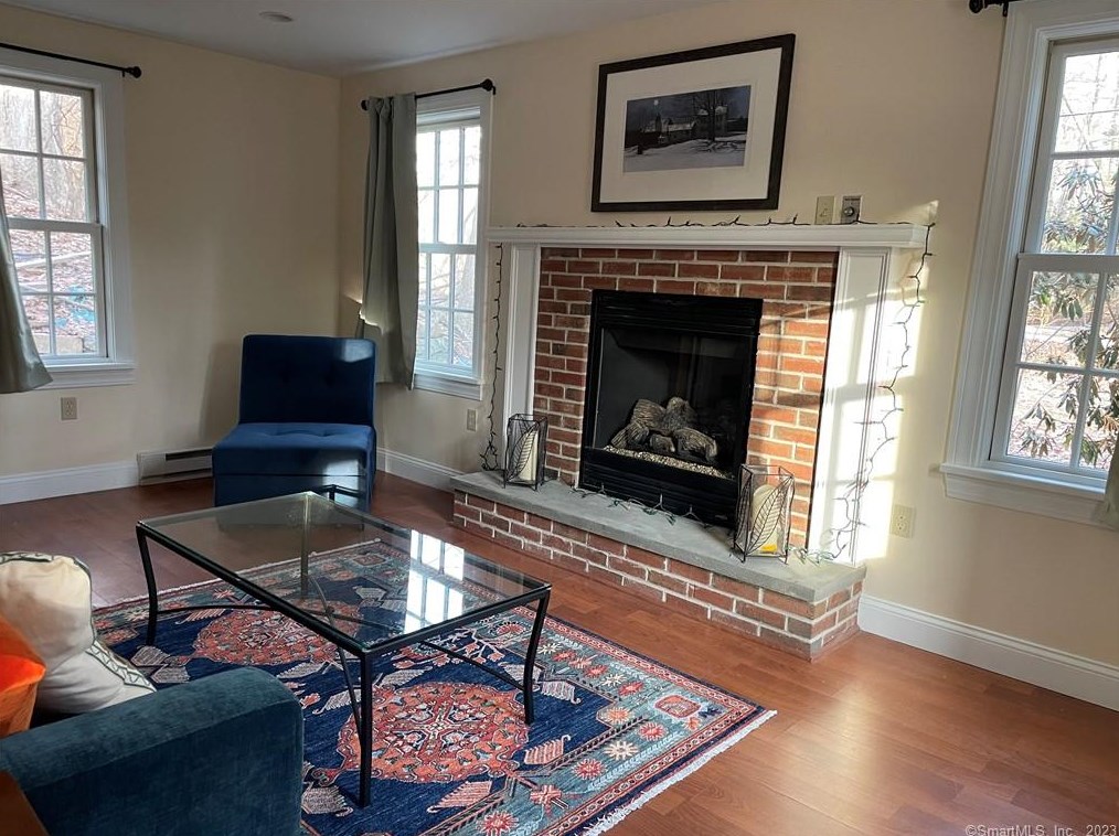 93 Moulton Rd, Storrs Mansfield, CT 06268