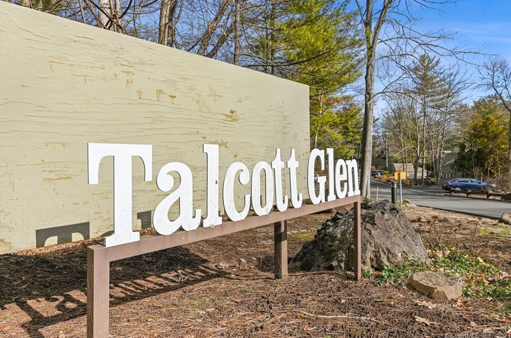 4 Talcott Glen #f, Farmington, CT 06032