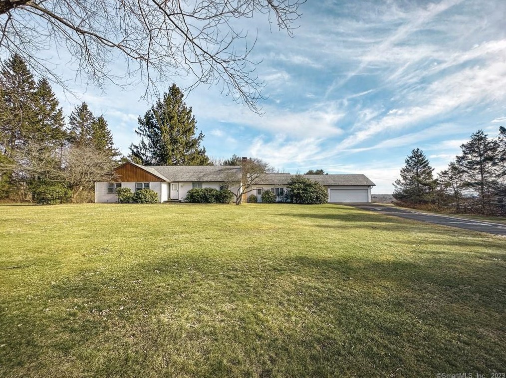 174 Lakes Rd, Bethlehem, CT 06751
