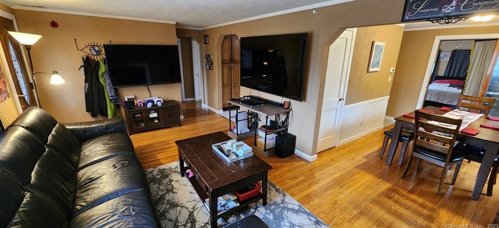 376 Nott St, Hartford CT  06109-1626 exterior