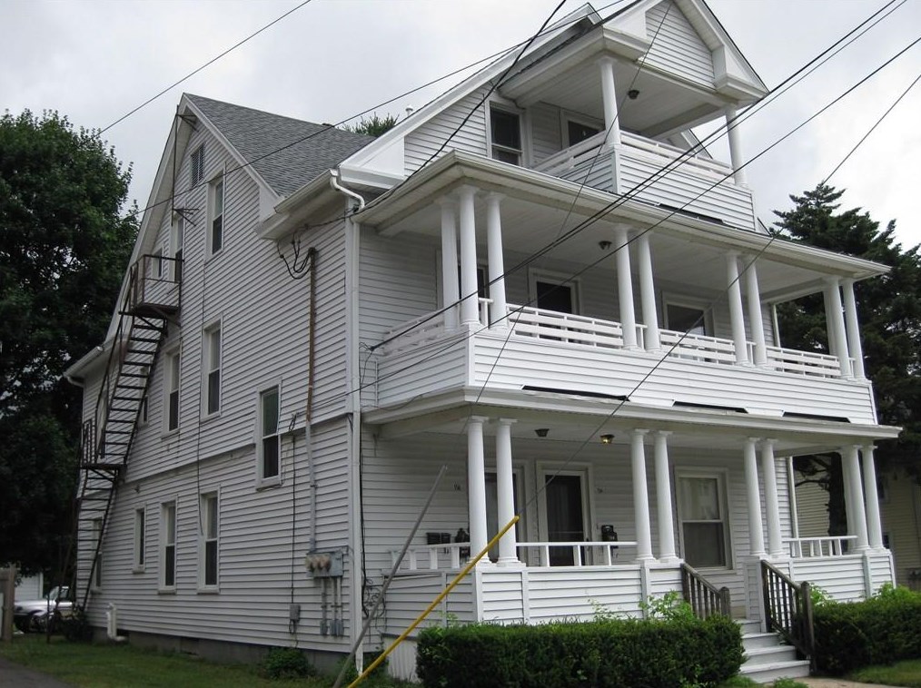 154 Divinity St #2, Bristol, CT 06010