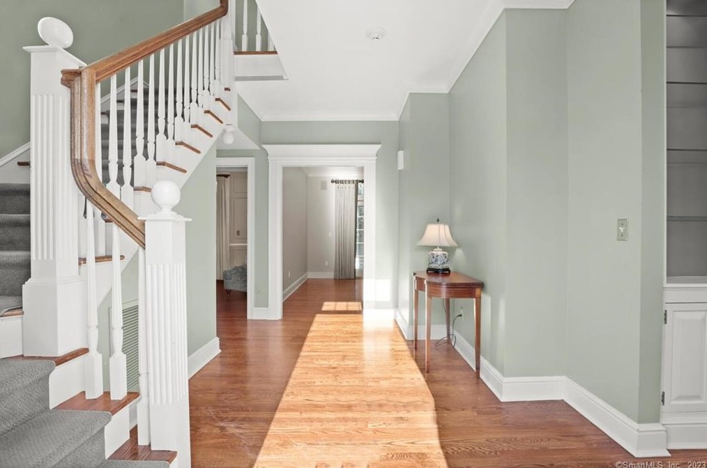 43 Scofield Ln, New Canaan, CT 06840