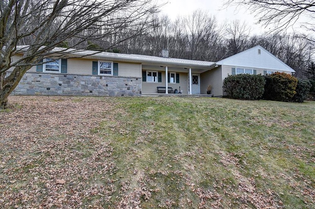 41 Trout Brook Dr, Union City CT  06770-5024 exterior