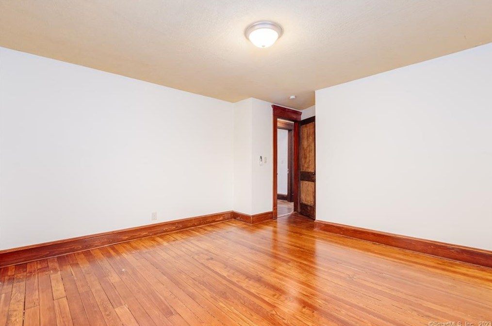 46 Manila St, Watertown CT  06779-1908 exterior