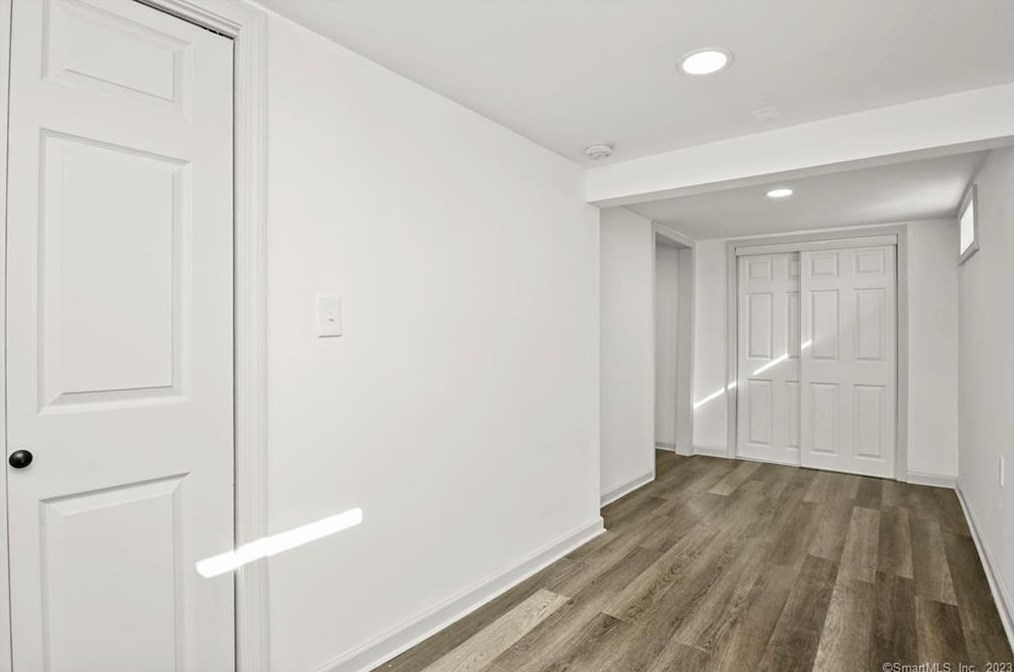 206 Hoadley St, Union City CT  06770-2537 exterior