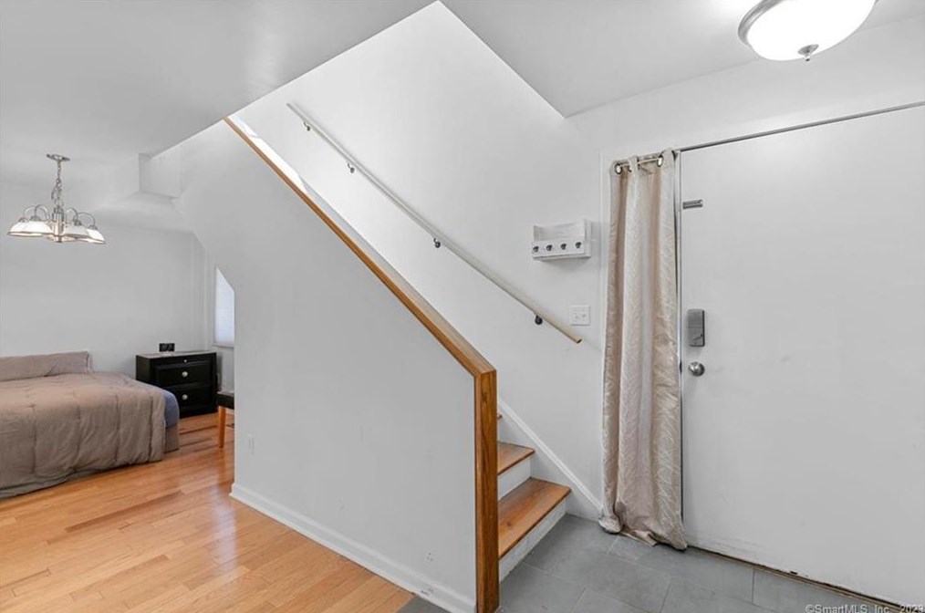 80 Montoya Dr #80, Branford, CT 06405