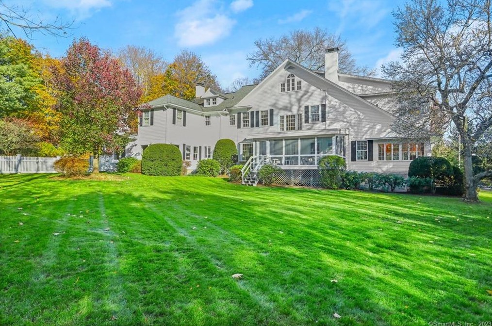 64 Canoe Hill Rd, New Canaan, CT 06840