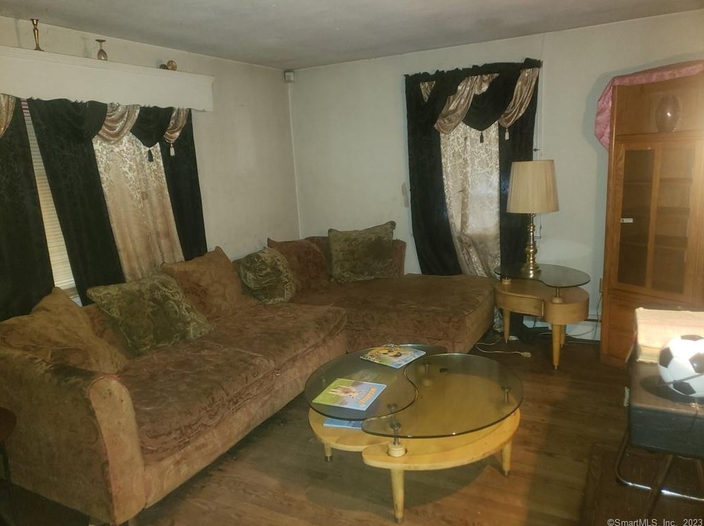 141 Newington Ave, Hartford, CT 06106-4119