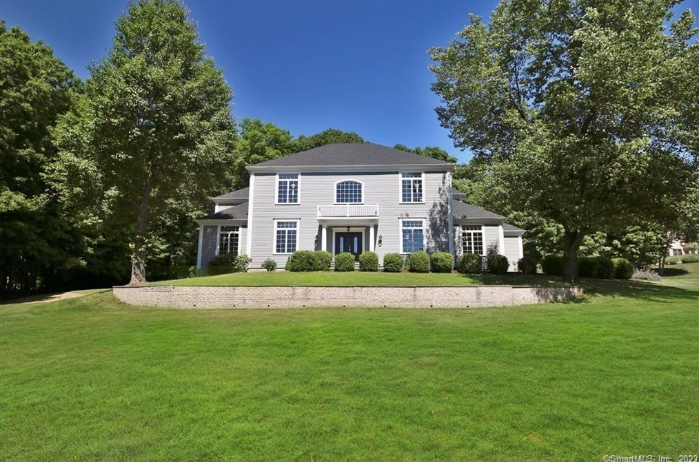 8 Landmark, Bridgewater, CT 06752