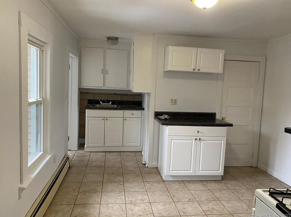 46 Pulaski St #1, Torrington, CT 06790