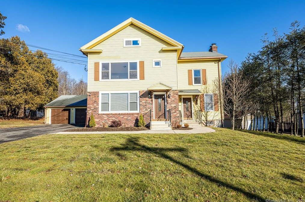598 Skiff St, North Haven, CT 06473