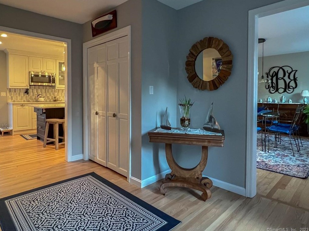 410 Brook St, Groton, CT 06340