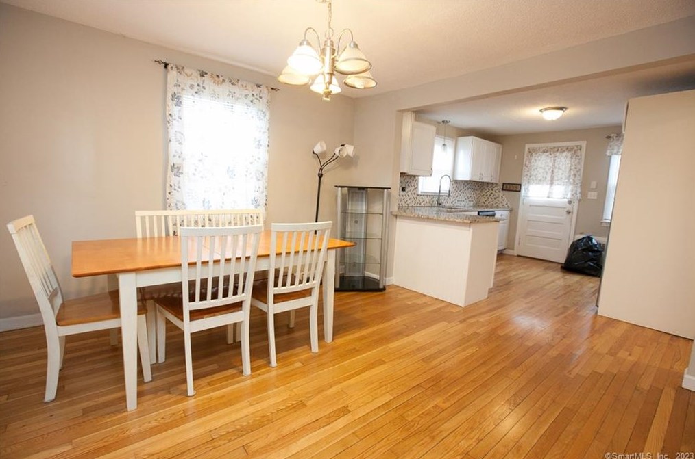 28 Bina, Windsor, CT 06095
