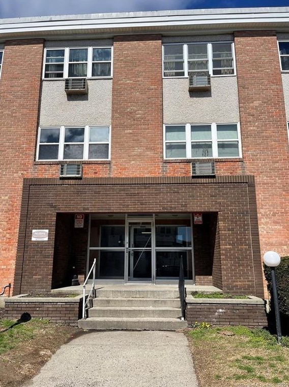 45 Monroe St #c8, Bridgeport, CT 06605