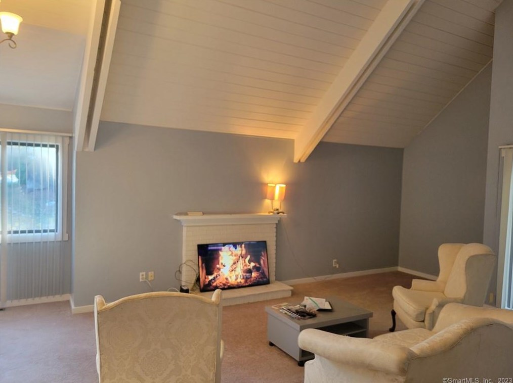 115 Chasta Ln #b, Stratford, CT 06614