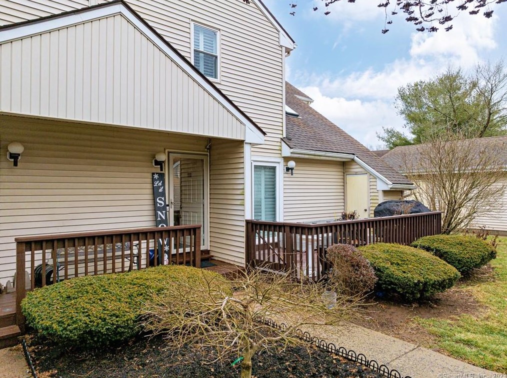 11 Thistle Way #b, East Windsor, CT 06016