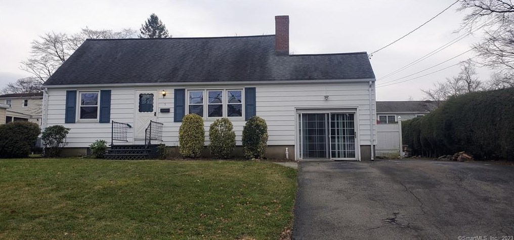 5 Wynne Rd, Norwalk, CT 06850