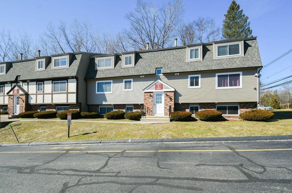 64 Evergreene Unit 64, Wallingford, CT