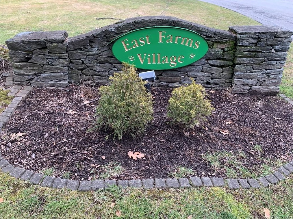 314 Village Dr Unit 314, Torrington, CT